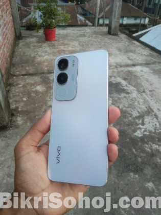 ViVo Y19S